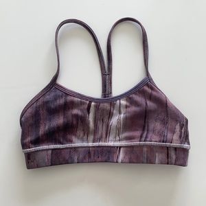 Lululemon sports bra